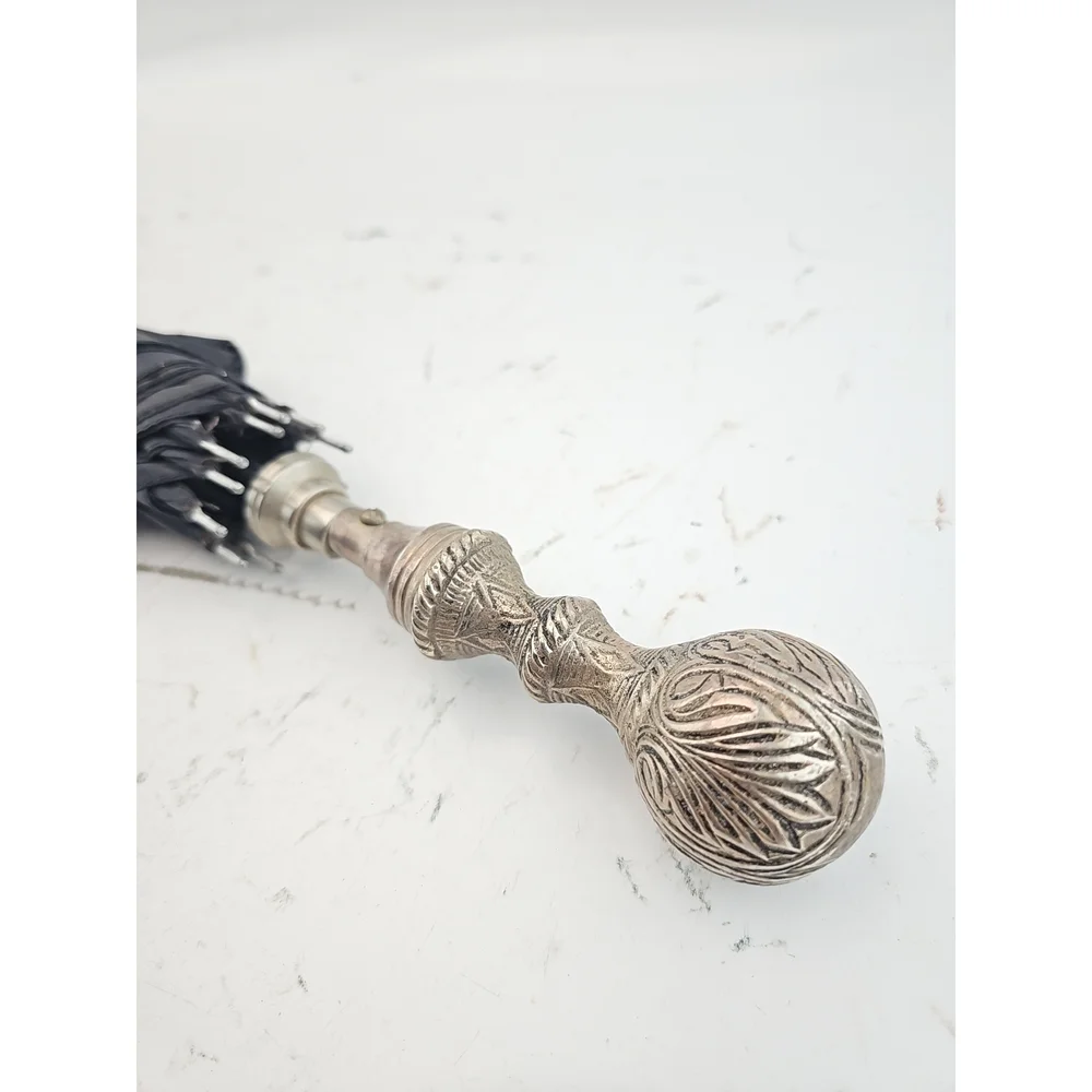 Vintage Ornate Handle Umbrella - Picture 2 of 5